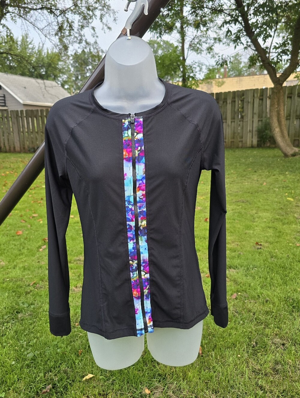 Athleta Rashguard